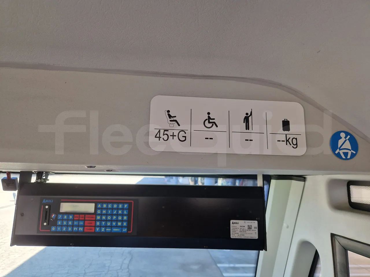 Iveco Indcar WGIVMY11 MOBI SCUOLABUS - EUR6 - 100Kw - 8,592m - handrails photo
