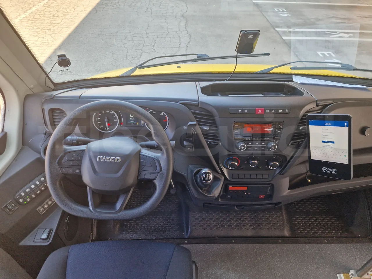 Iveco Indcar WGIVMY11 MOBI SCUOLABUS - EUR6 - 100Kw - 8,592m - steering wheel photo