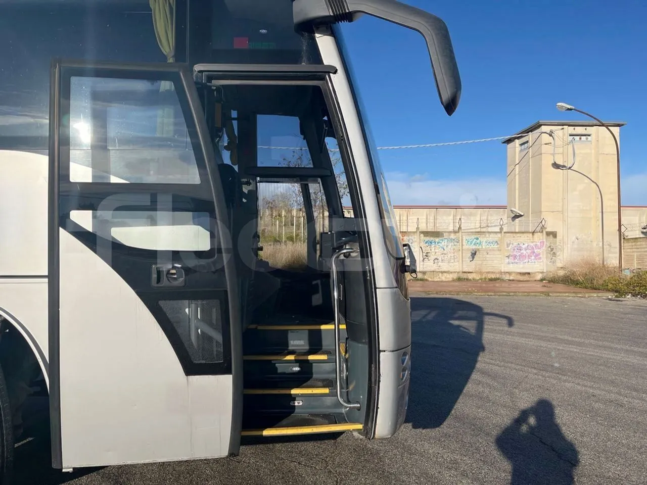 Temsa Safari RD R A T-I53 - Euro 5 - 266 kw - 12.200 mt - front door 1 open