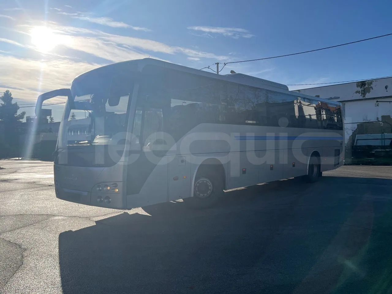 Temsa Safari RD R A T-I53 - Euro 5 - 266 kw - 12.200 mt - 3/4 front left