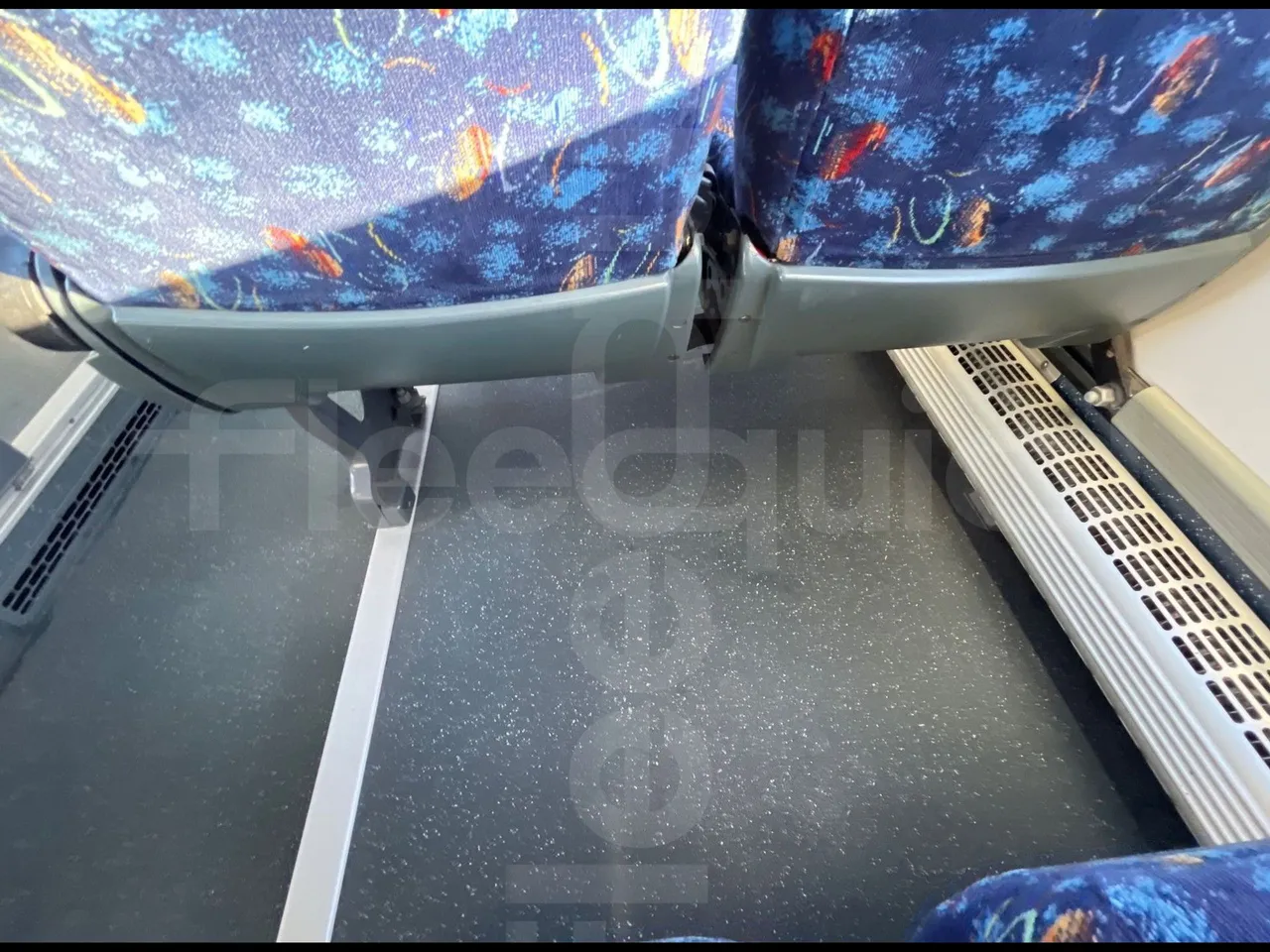 Temsa Safari RD R A T-I53 - Euro 5 - 266 kw - 12.200 mt - footrest detail photo