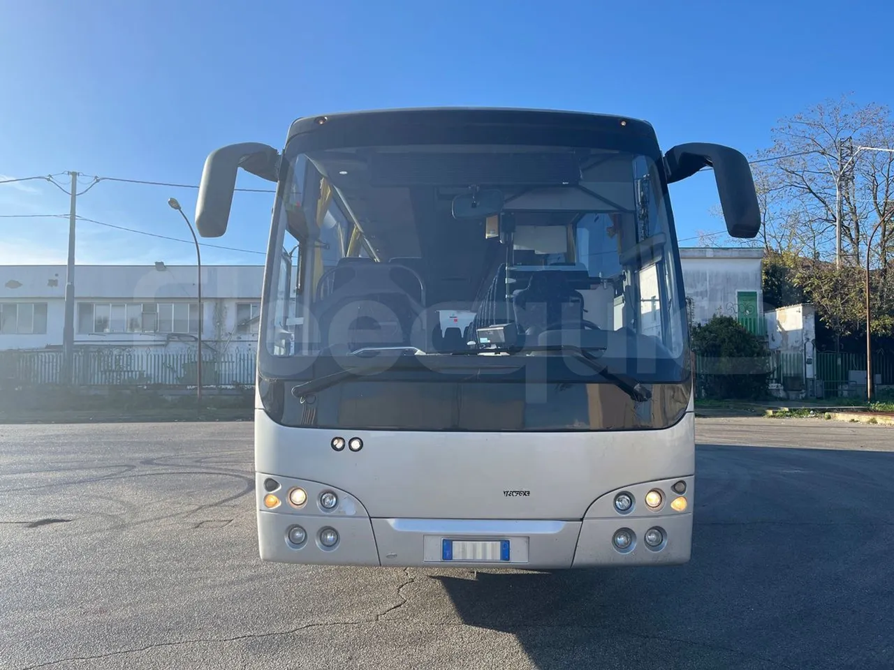 Temsa Safari RD R A T-I53 - Euro 5 - 266 kw - 12.200 mt - front photo