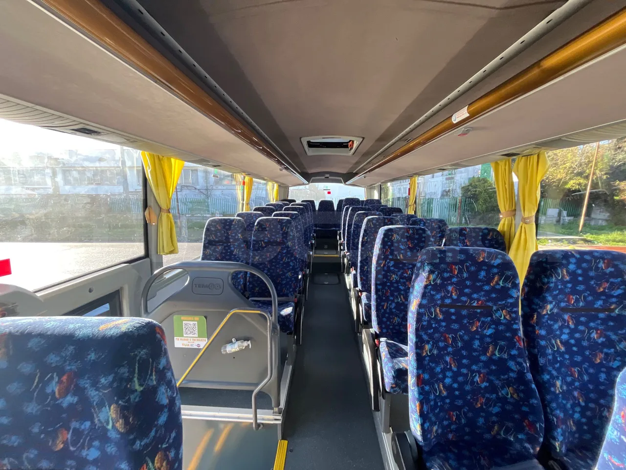 Temsa Safari RD R A T-I53 - Euro 5 - 266 kw - 12.200 mt - reverse view middle aisle