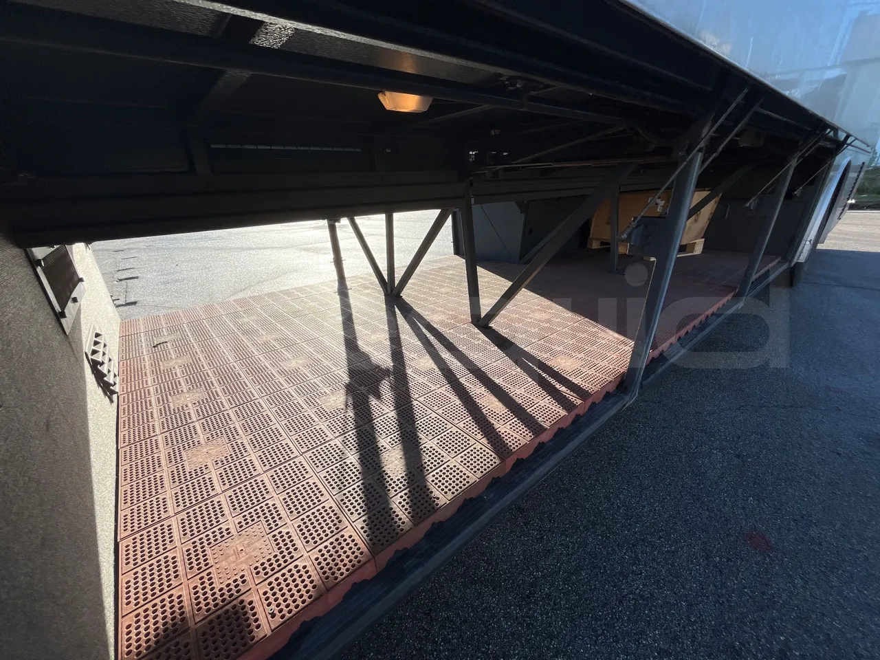 Temsa Safari RD R A T-I53 - Euro 5 - 266 kw - 12.200 mt - internal frame rust check