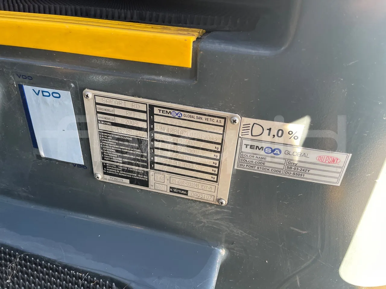 Temsa Safari RD R A T-I53 - Euro 5 - 266 kw - 12.200 mt - vehicle plate photo