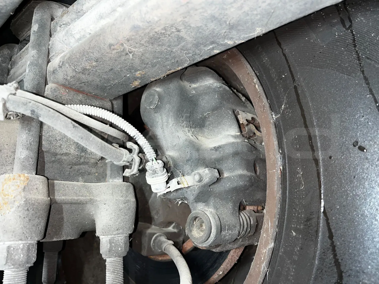 Iveco Cacciamali 65CNG/70 - EUR3 - 78kW - 6.770m - axle 2 caliper brakes left