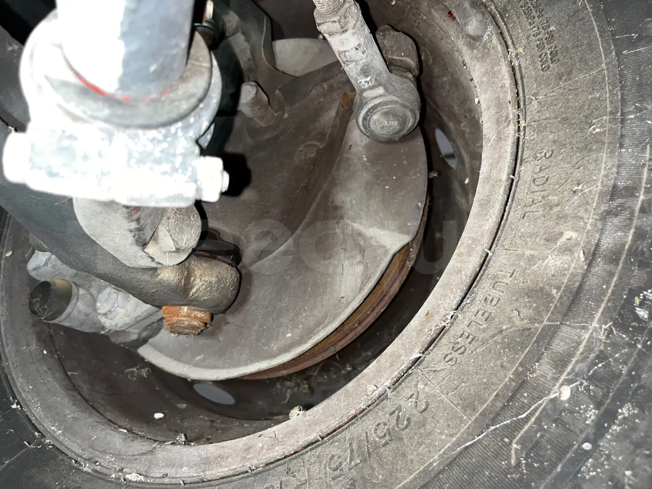 Iveco Cacciamali 65CNG/70 - EUR3 - 78kW - 6.770m - front discs right