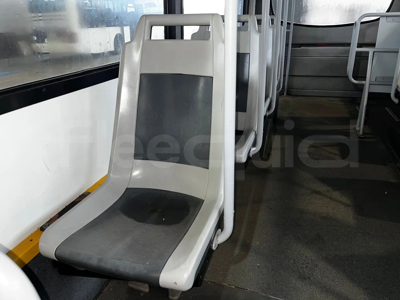 Iveco Cacciamali 65CNG/70 - EUR3 - 78kW - 6.770m - reverse view middle aisle