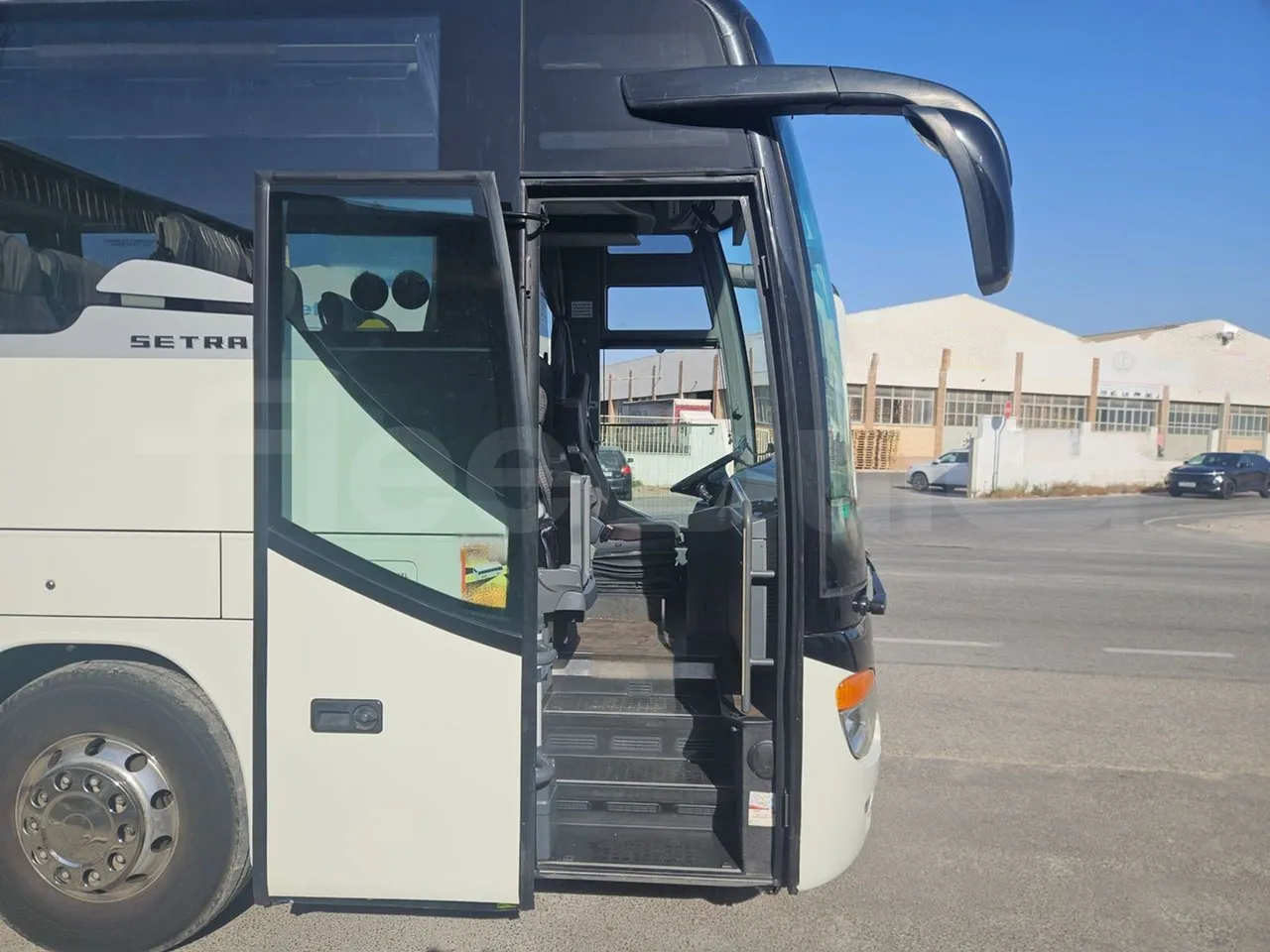 Setra S416 GT-HD/2 -EUR5- 315kW - 13m - front door 1 open