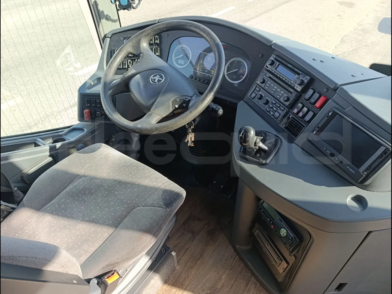 Setra S416 GT-HD/2 -EUR5- 315kW - 13m - buttons panels on (mandatory for bus to scrap)