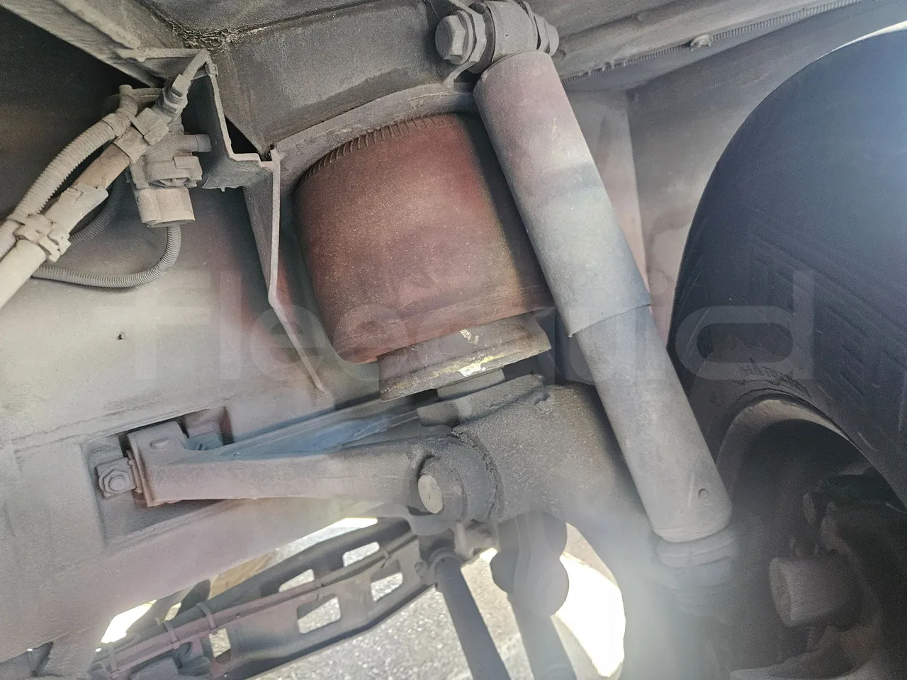 Setra S416 GT-HD/2 -EUR5- 315kW - 13m - front air springs left