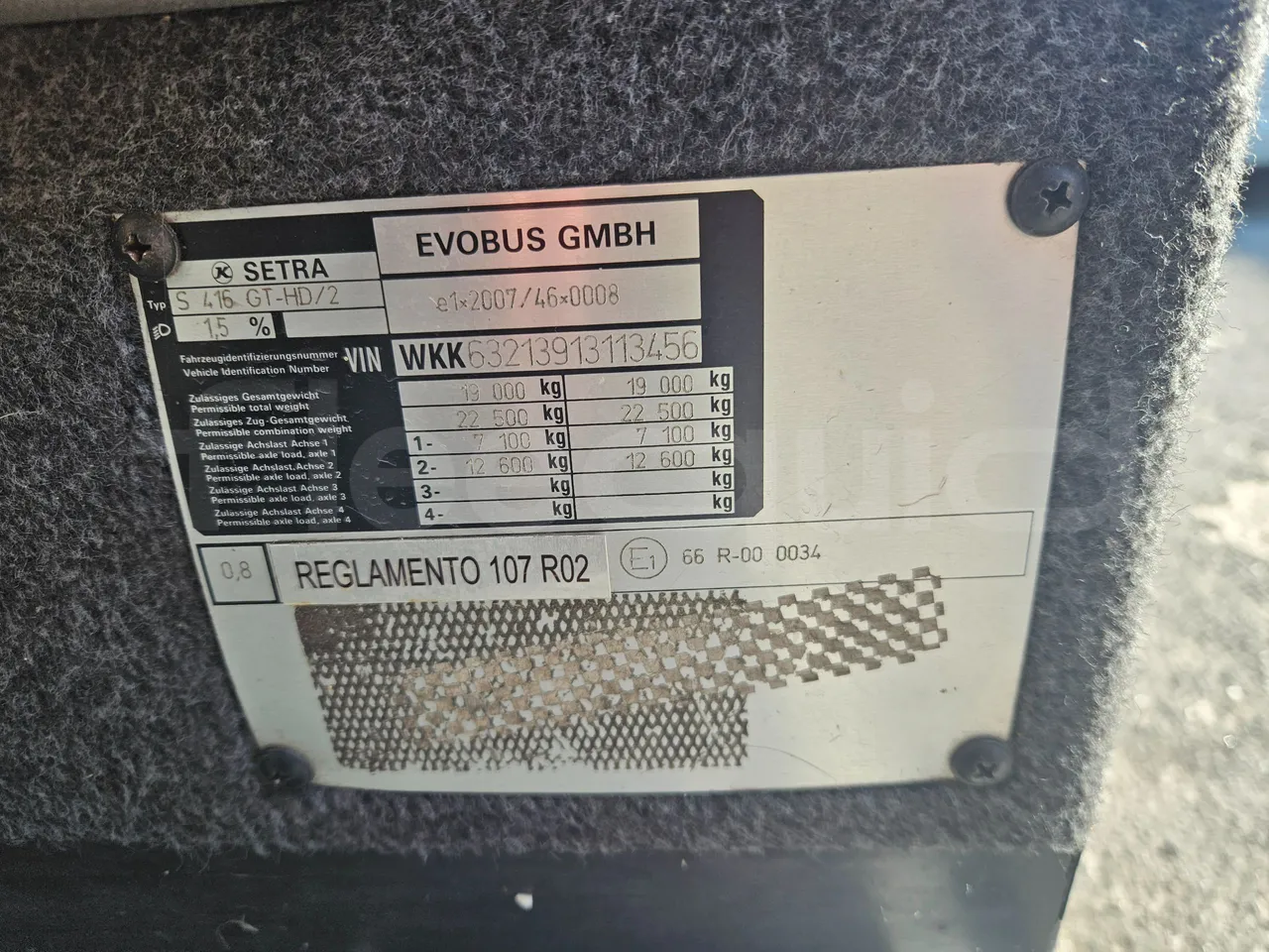 Setra S416 GT-HD/2 -EUR5- 315kW - 13m - vehicle plate photo