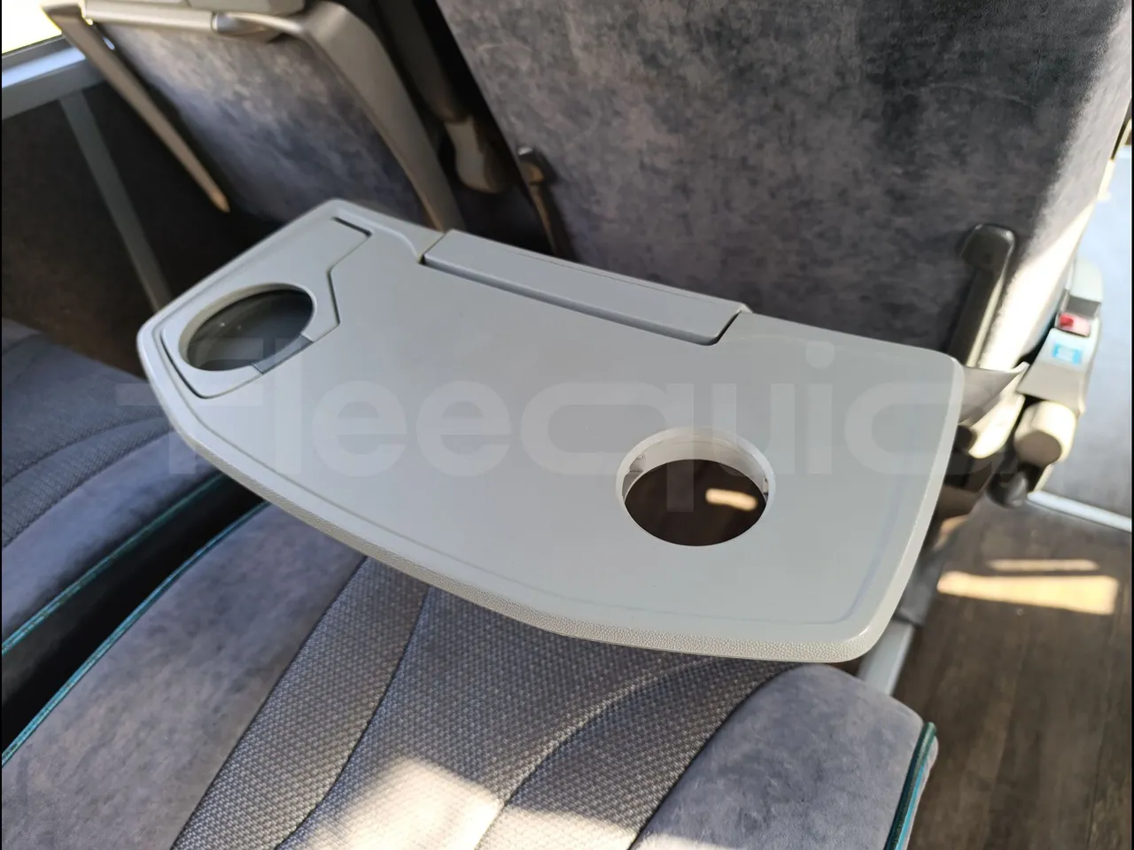 Setra S416 GT-HD/2 -EUR5- 315kW - 13m - table detail photo