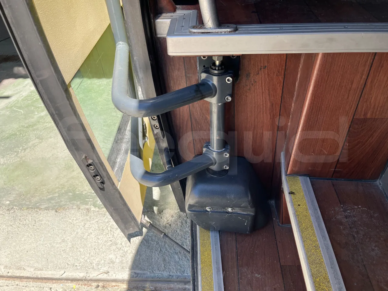 Iveco Daily 70C18 - EUR6 - 132 KW - 8.508 MT - door mechanism photo