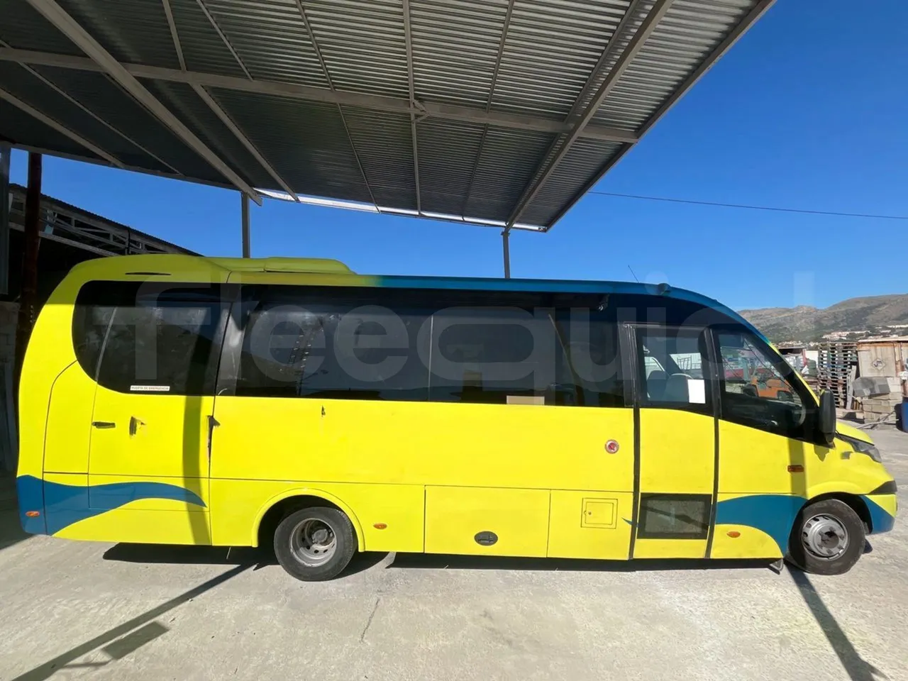 Iveco Daily 70C18 - EUR6 - 132 KW - 8.508 MT - right side doors closed