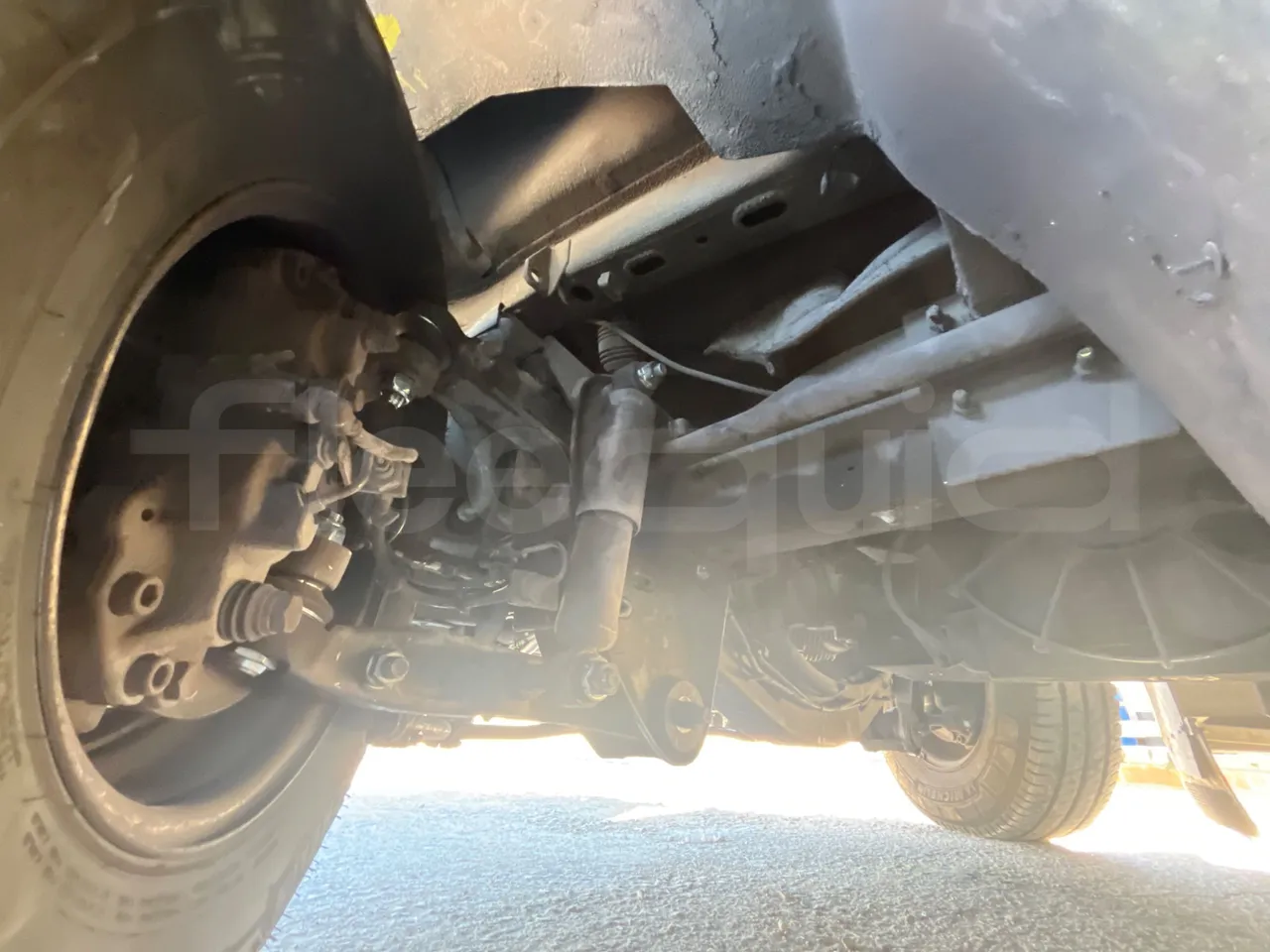 Iveco Daily 70C18 - EUR6 - 132 KW - 8.508 MT - front axle left side