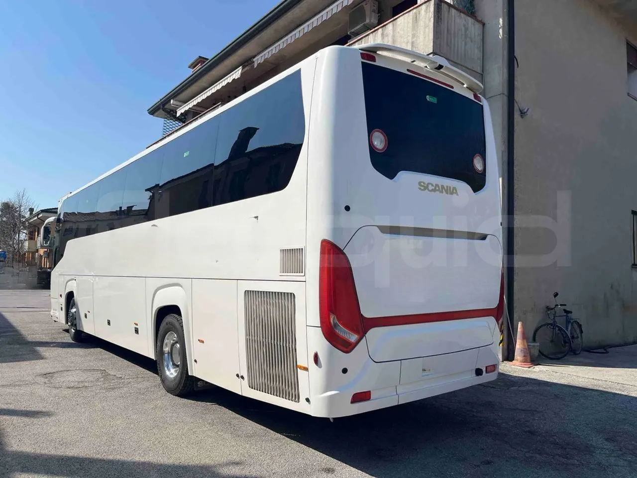 Scania Touring HD Touring HD - Euro6 - 302kW - 12.090mt - 3/4 left rear side