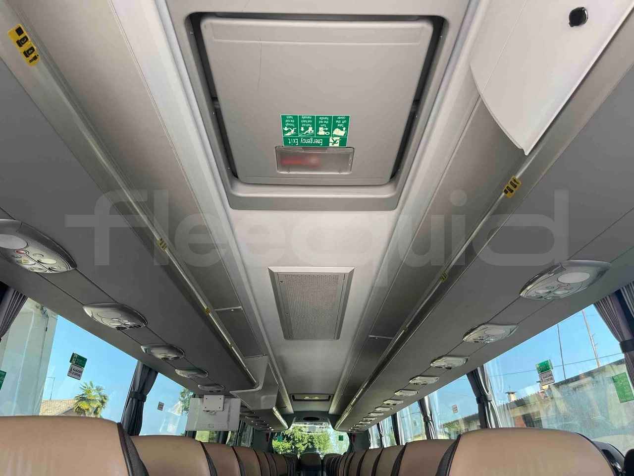 Scania Touring HD Touring HD - Euro6 - 302kW - 12.090mt - camera accessories photo