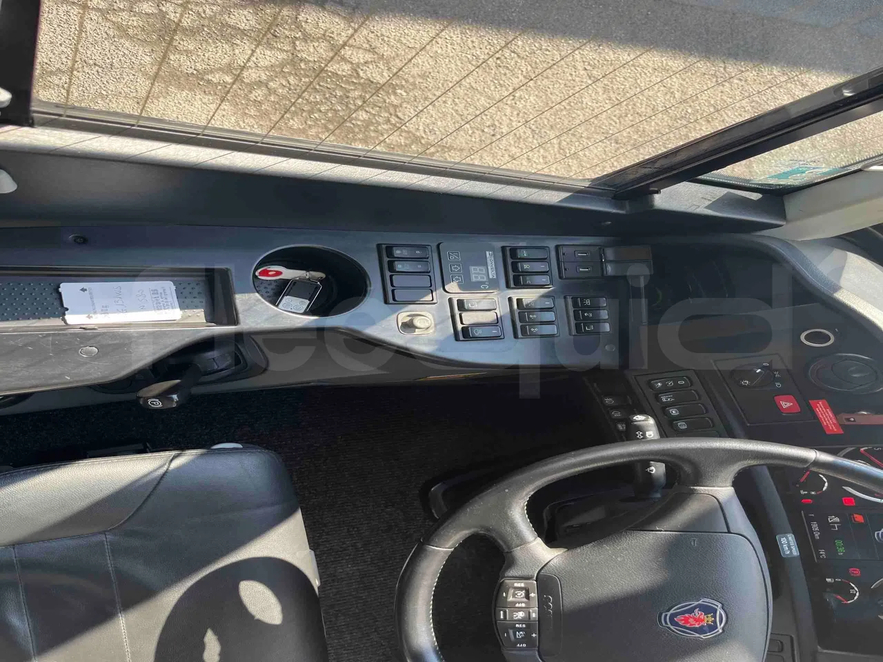 Scania Touring HD Touring HD - Euro6 - 302kW - 12.090mt - onboard devices 1