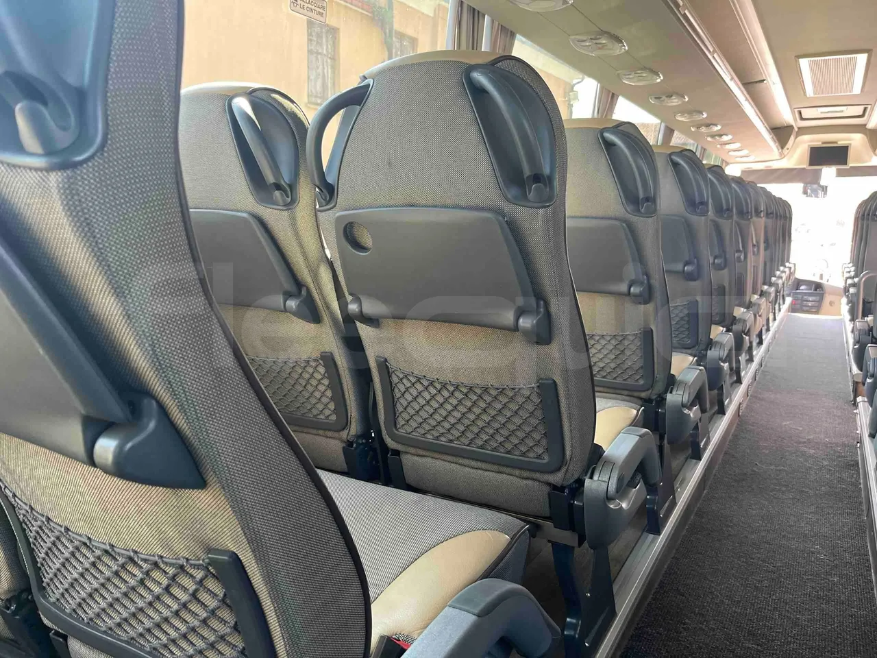 Scania Touring HD Touring HD - Euro6 - 302kW - 12.090mt - disabled area photo