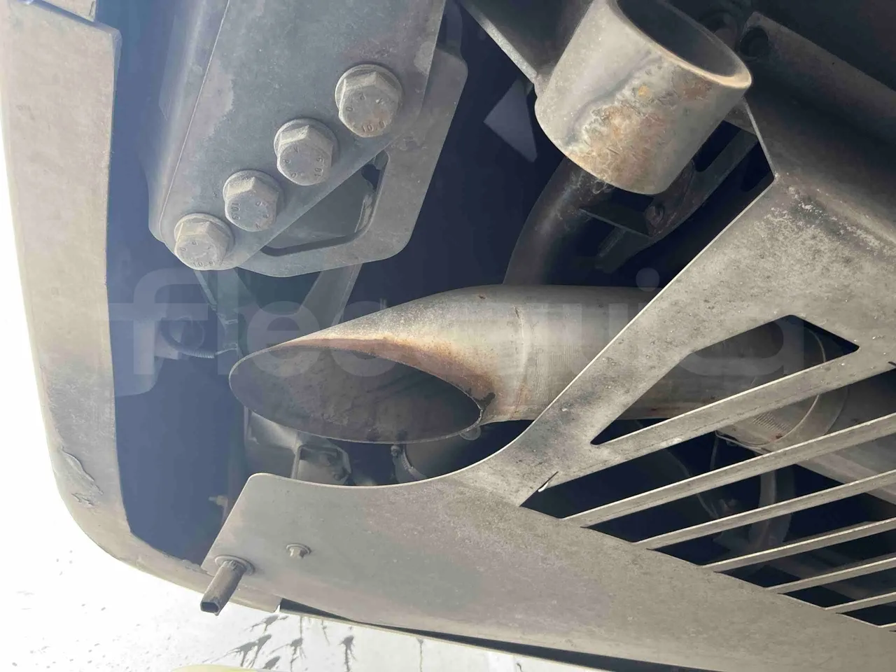 Scania Touring HD Touring HD - Euro6 - 302kW - 12.090mt - exhaust photo