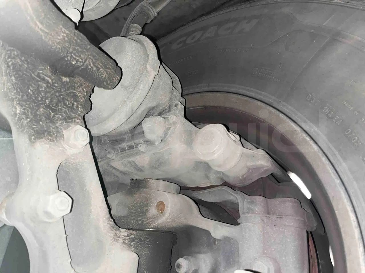 Scania Touring HD Touring HD - Euro6 - 302kW - 12.090mt - front brake calipers right