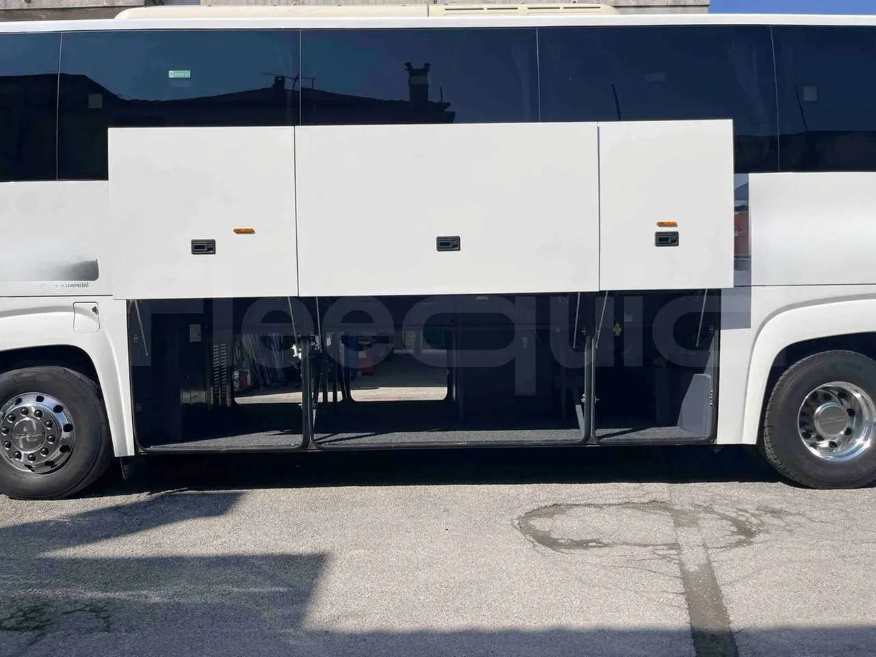 Scania Touring HD Touring HD - Euro6 - 302kW - 12.090mt - luggage rack photo