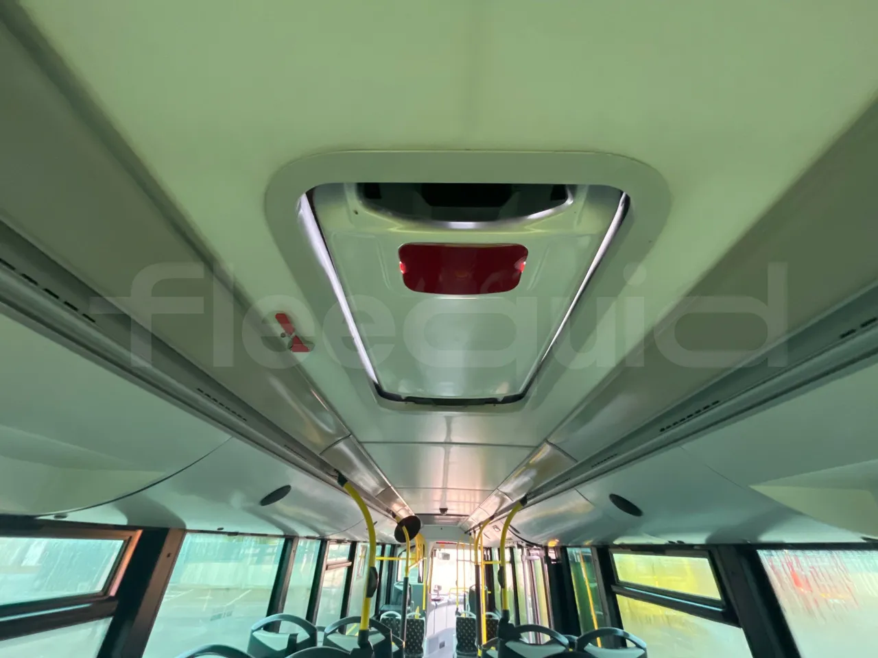 Mercedes-Benz OC500LE 1830H - EUR4 - 220kW -13.200m - toilette accessories photo