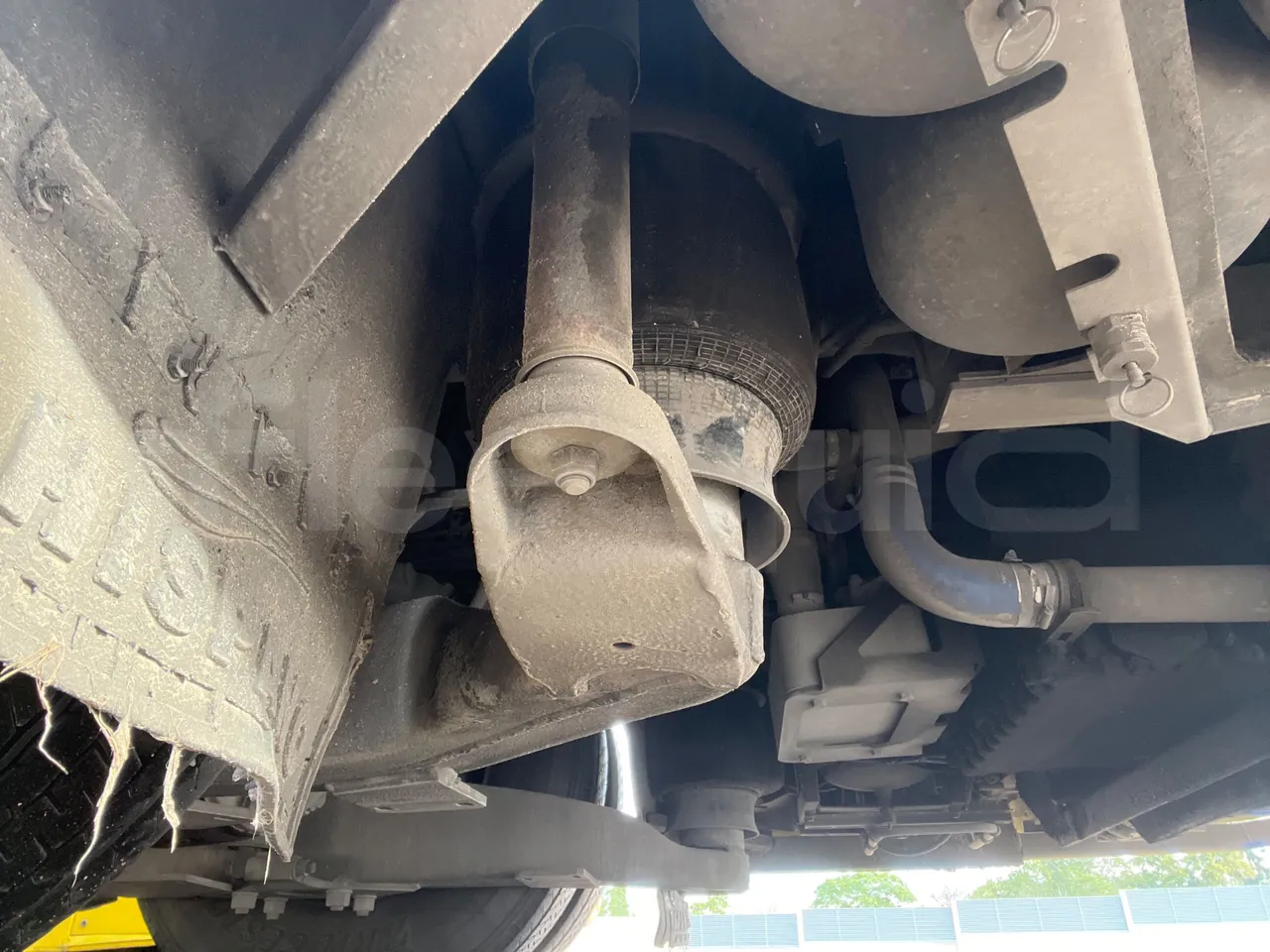 Mercedes-Benz OC500LE 1830H - EUR4 - 220kW -13.200m - axle 2 caliper brakes left