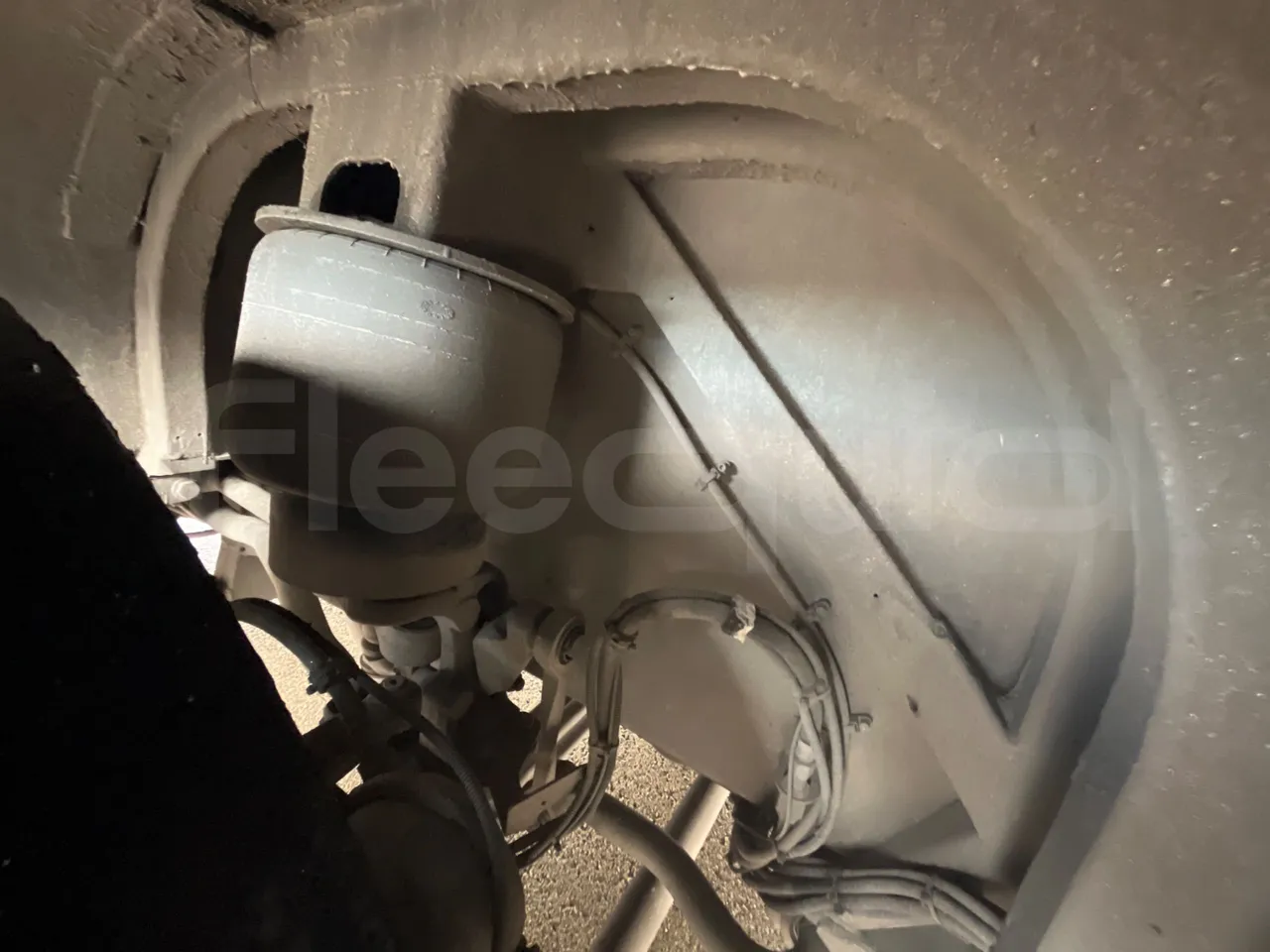 Mercedes-Benz OC500LE 1830H - EUR4 - 220kW -13.200m - axle 2 discs right