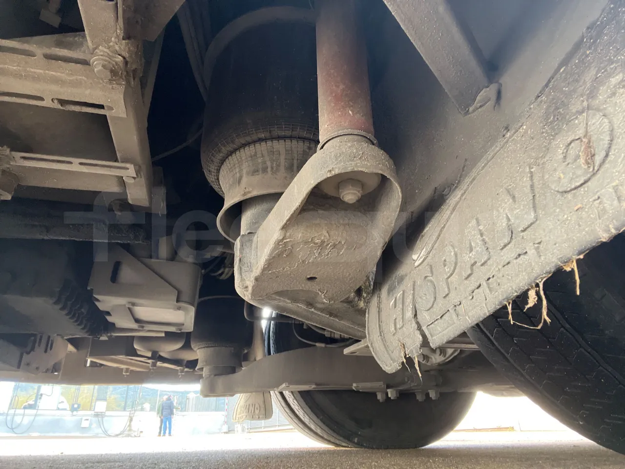 Mercedes-Benz OC500LE 1830H - EUR4 - 220kW -13.200m - axel 3  discs right