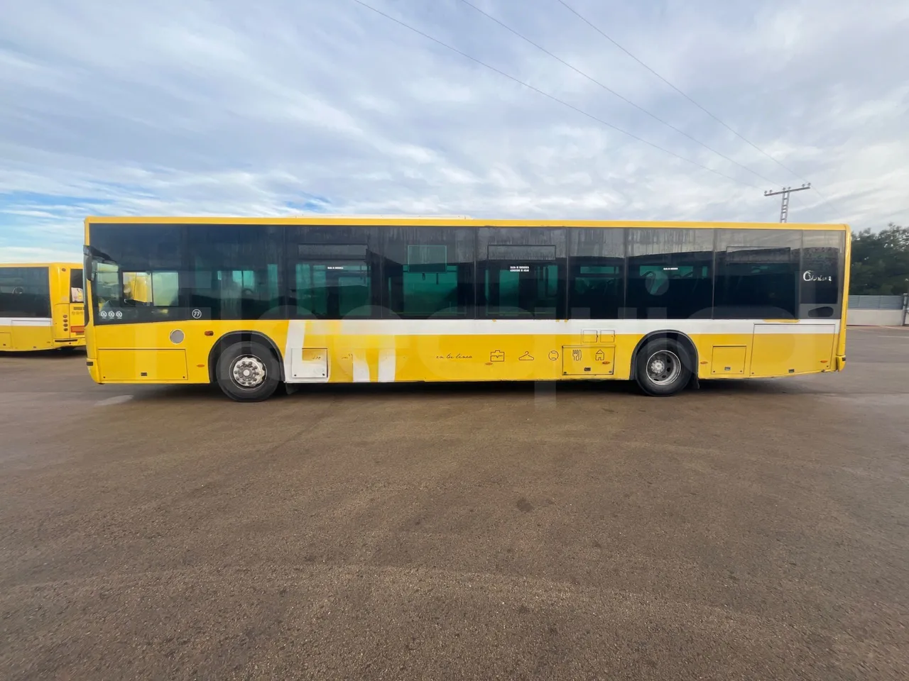 Mercedes-Benz OC500LE 1830H - EUR4 - 220kW -13.200m - external compartments photo