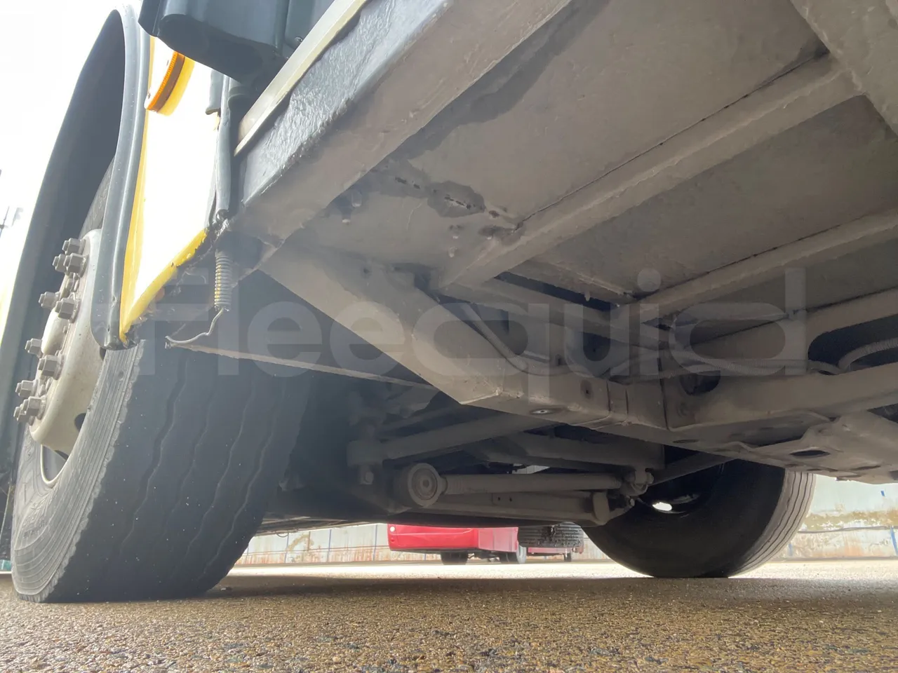 Mercedes-Benz OC500LE 1830H - EUR4 - 220kW -13.200m - front air springs right