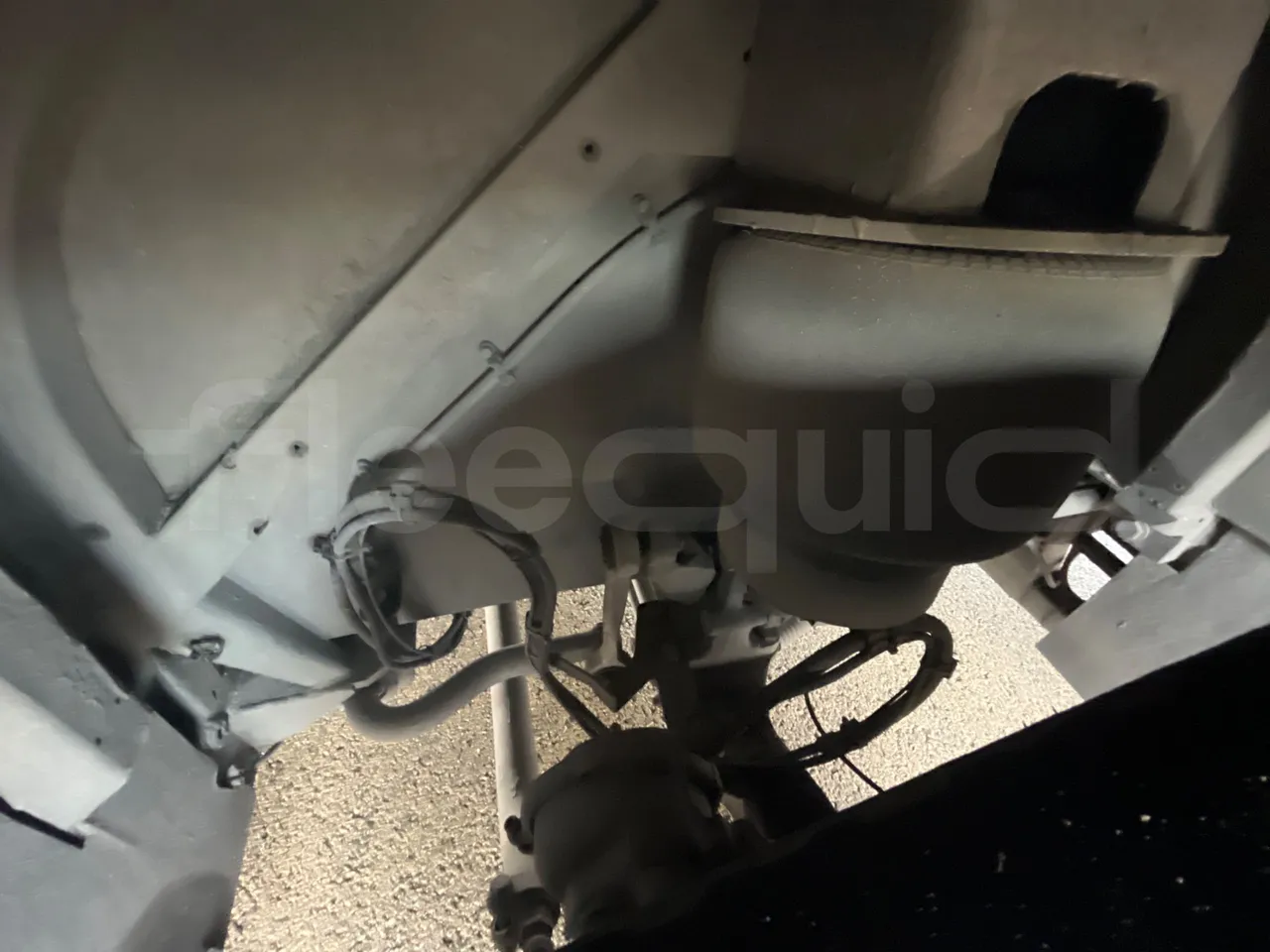 Mercedes-Benz OC500LE 1830H - EUR4 - 220kW -13.200m - front brake calipers right