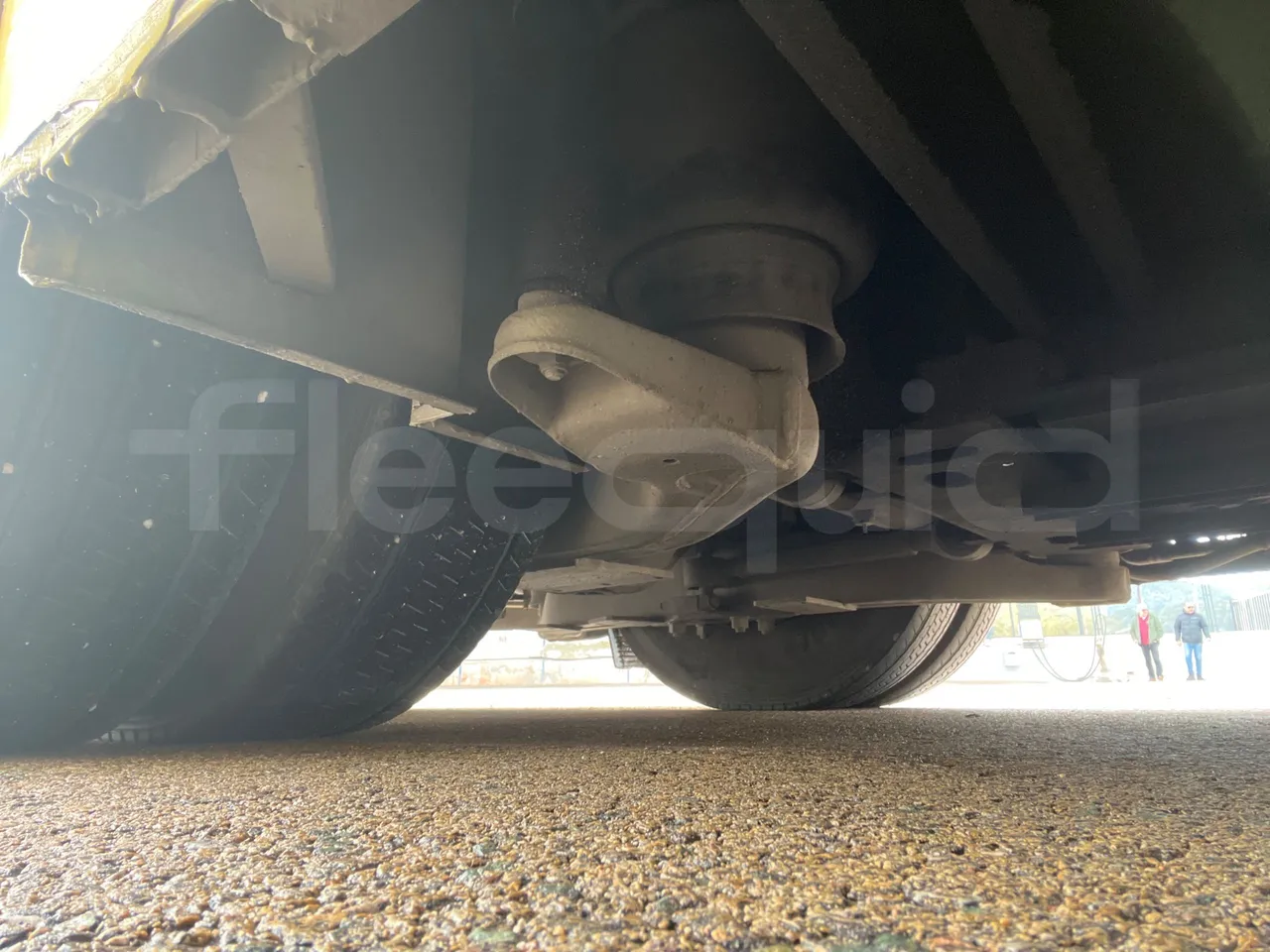 Mercedes-Benz OC500LE 1830H - EUR4 - 220kW -13.200m - axel 3 shock absorbers 2 right