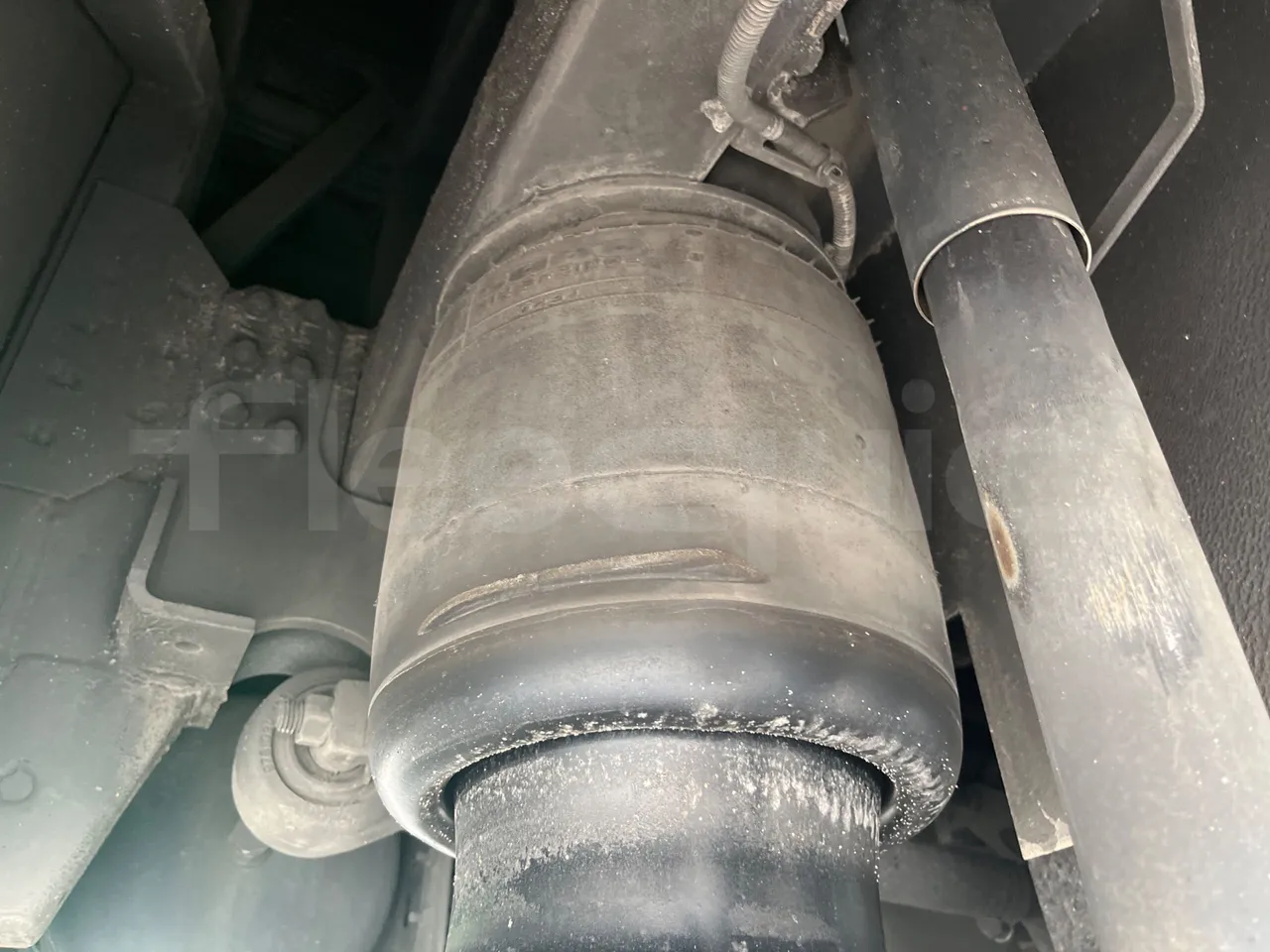 Irizar i6 12.35 - Euro6 - 302kW - 12.200mt - axel 2 air springs 1 right