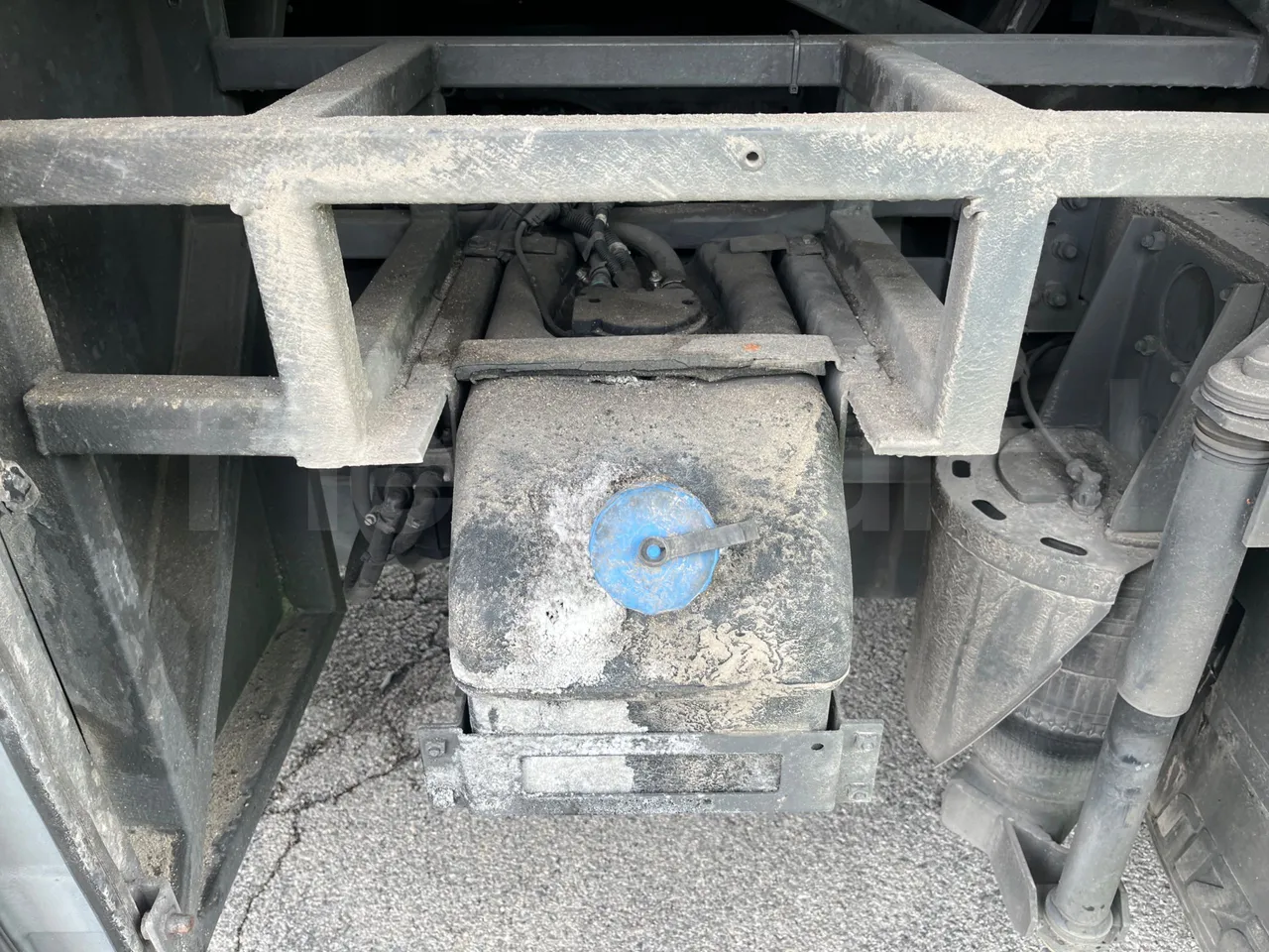 Irizar i6 12.35 - Euro6 - 302kW - 12.200mt - central axle (18m)