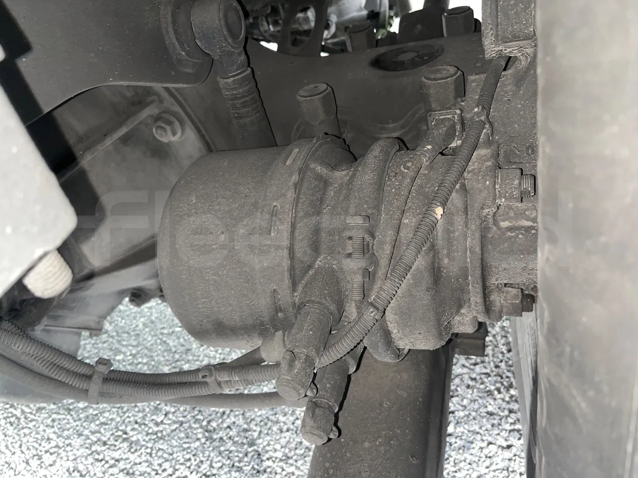 Irizar i6 12.35 - Euro6 - 302kW - 12.200mt - axle 2 caliper brakes left