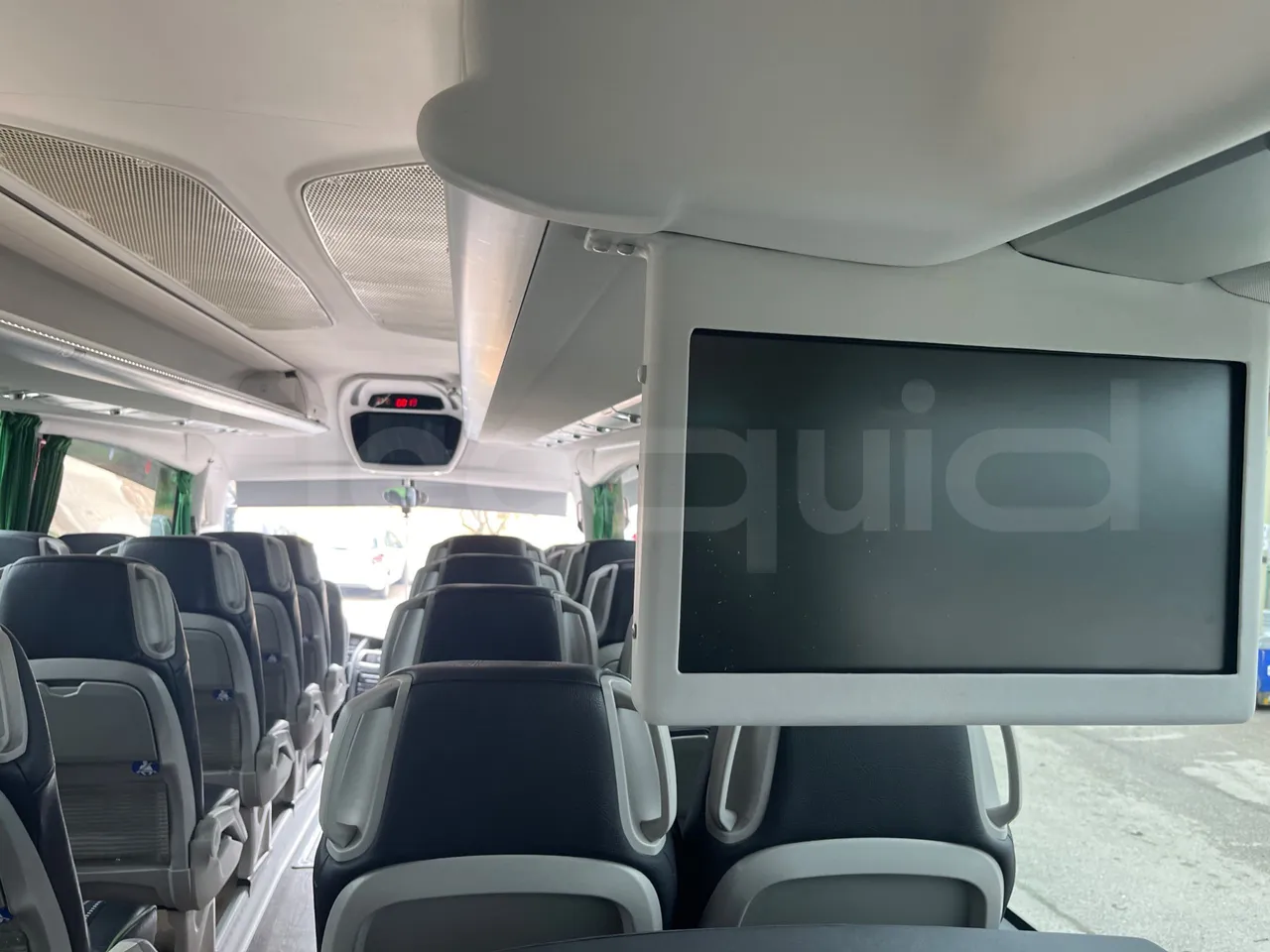 Irizar i6 12.35 - Euro6 - 302kW - 12.200mt - monitor detail photo
