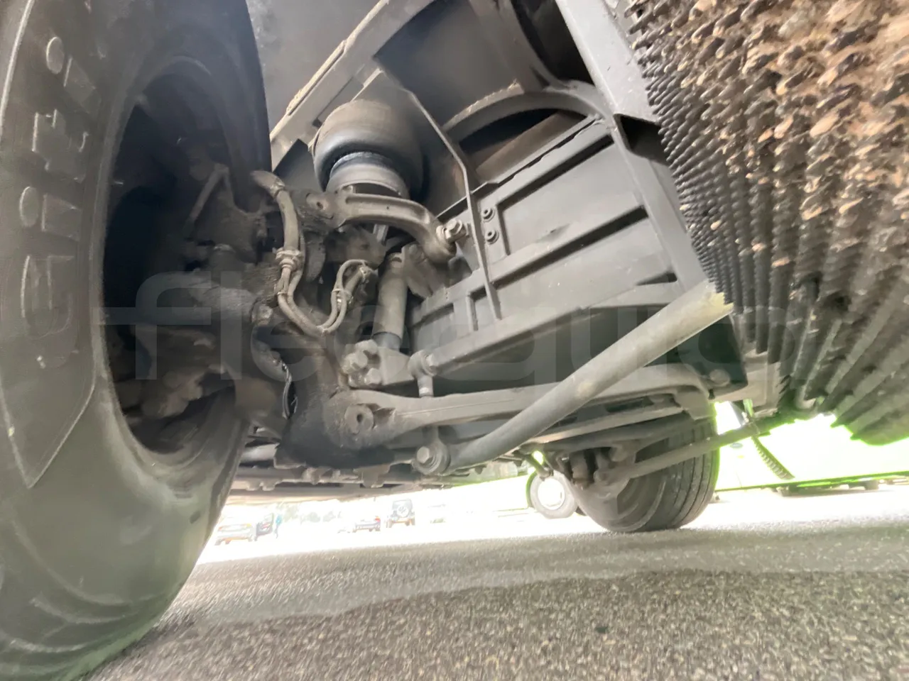 Irizar i6 12.35 - Euro6 - 302kW - 12.200mt - front axle left side