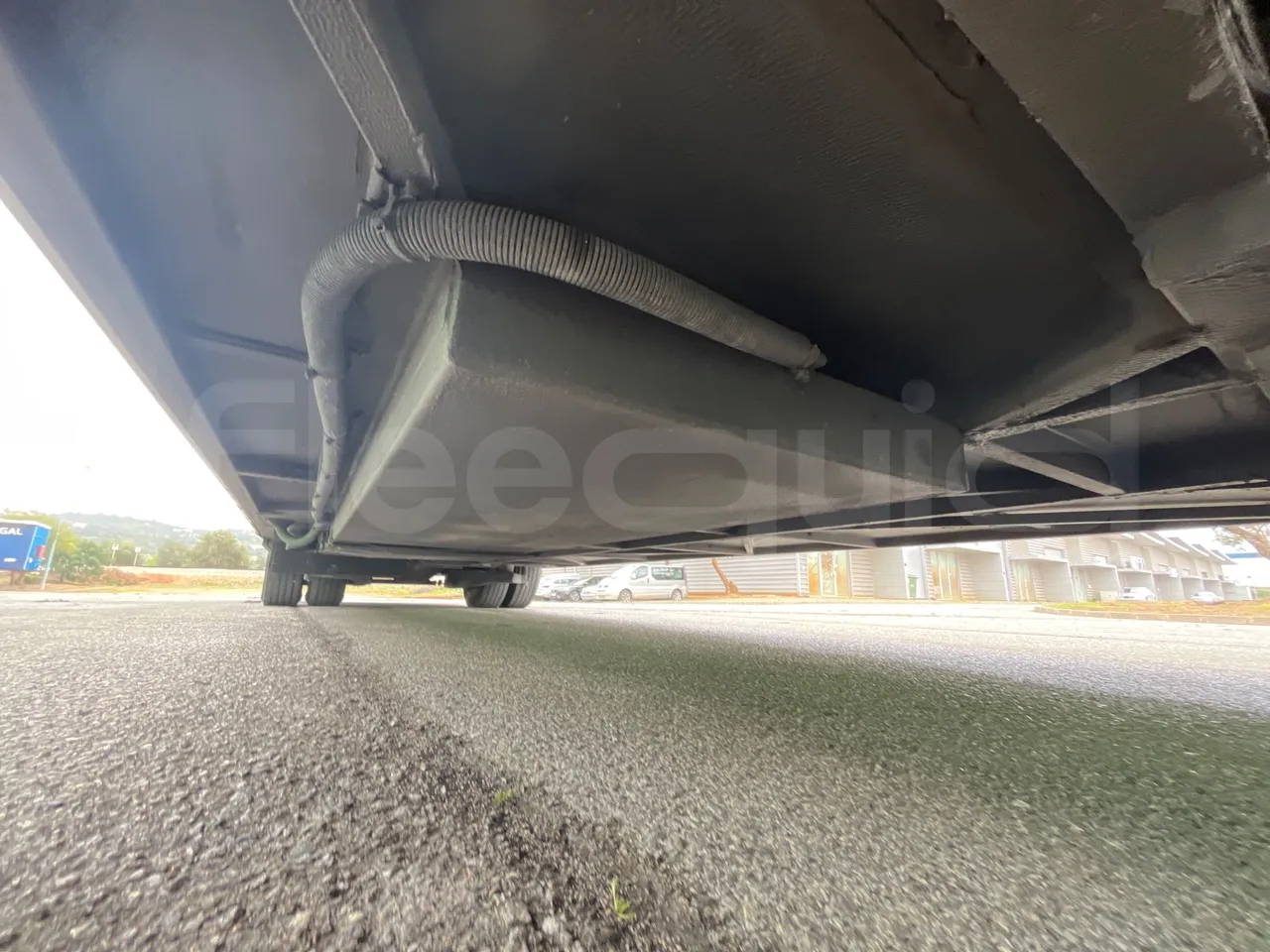 Irizar i6 12.35 - Euro6 - 302kW - 12.200mt - central undercarriage photo