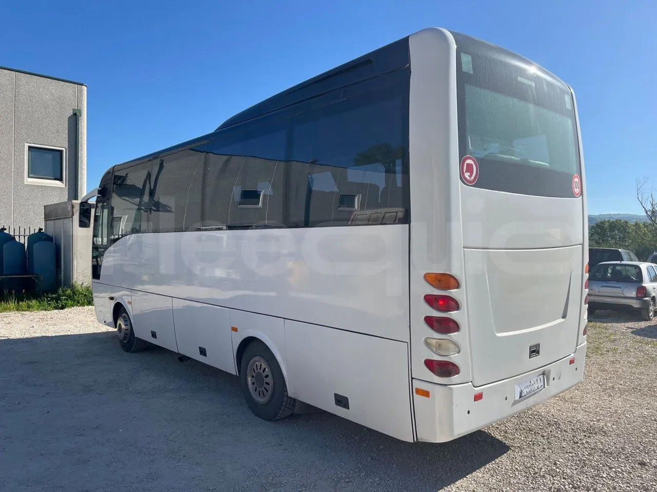 Isuzu Turquoise Anadolu - EUR4 - 151kW - 7.670m - 3/4 left rear side