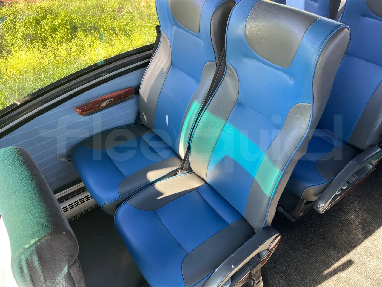 Isuzu Turquoise Anadolu - EUR4 - 151kW - 7.670m - single seat detail