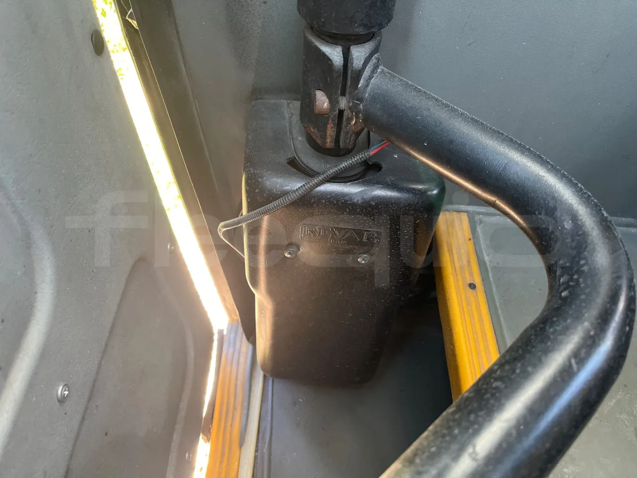 Isuzu Turquoise Anadolu - EUR4 - 151kW - 7.670m - door mechanism photo