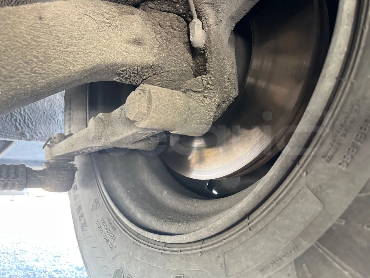 Isuzu Turquoise Anadolu - EUR4 - 151kW - 7.670m - front discs left