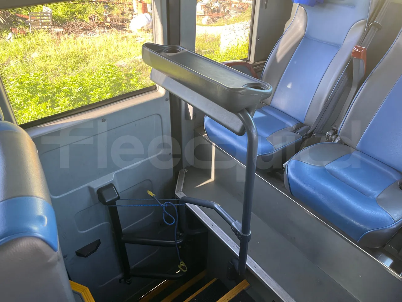 Isuzu Turquoise Anadolu - EUR4 - 151kW - 7.670m - floor hatches photo
