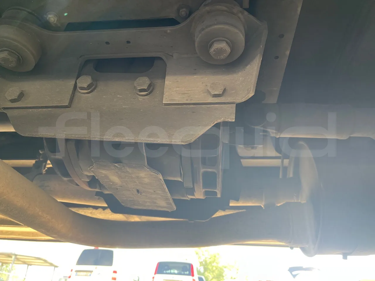 Isuzu Turquoise Anadolu - EUR4 - 151kW - 7.670m - gearbox plate photo