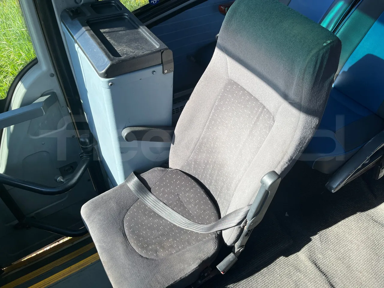 Isuzu Turquoise Anadolu - EUR4 - 151kW - 7.670m - hostess seat photo