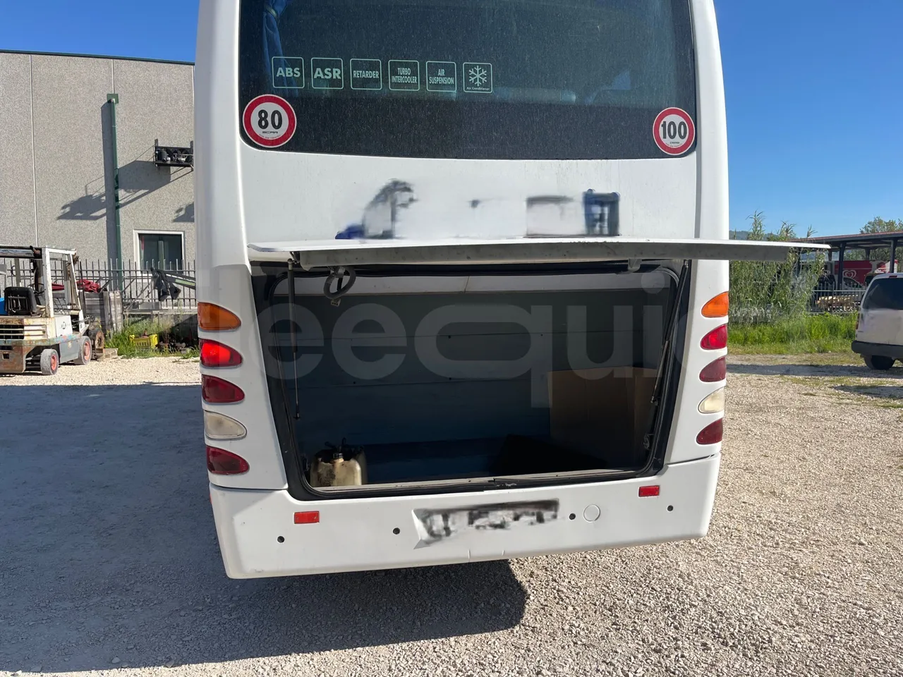 Isuzu Turquoise Anadolu - EUR4 - 151kW - 7.670m - under carpet photo