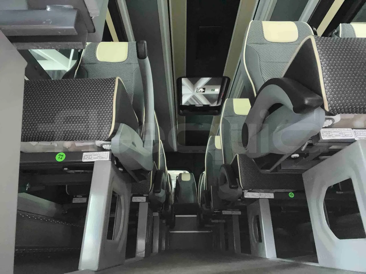 Mercedes-Benz Sprinter - seat brackets photo